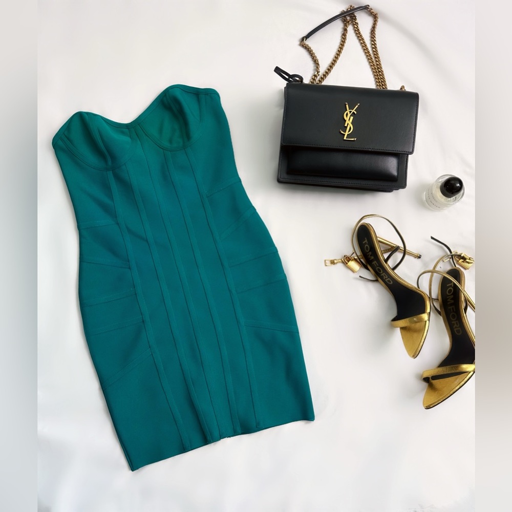 Forever 21 Emerald green strapless bandage dress size medium new